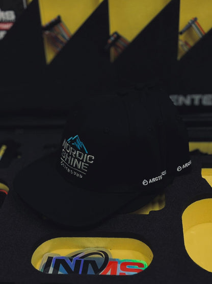 ArtByBearded Flex Flatbrim Keps - Premium Profilkläder med Brodyr ArtbyBearded