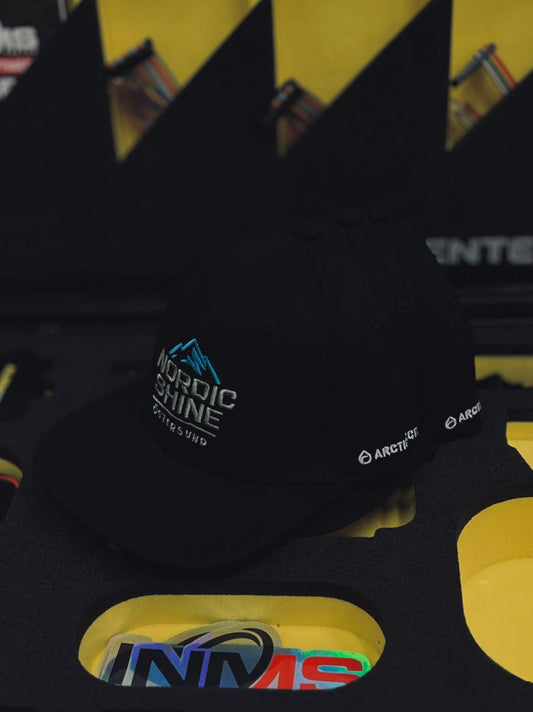 ArtByBearded Flex Flatbrim Keps - Premium Profilkläder med Brodyr ArtbyBearded