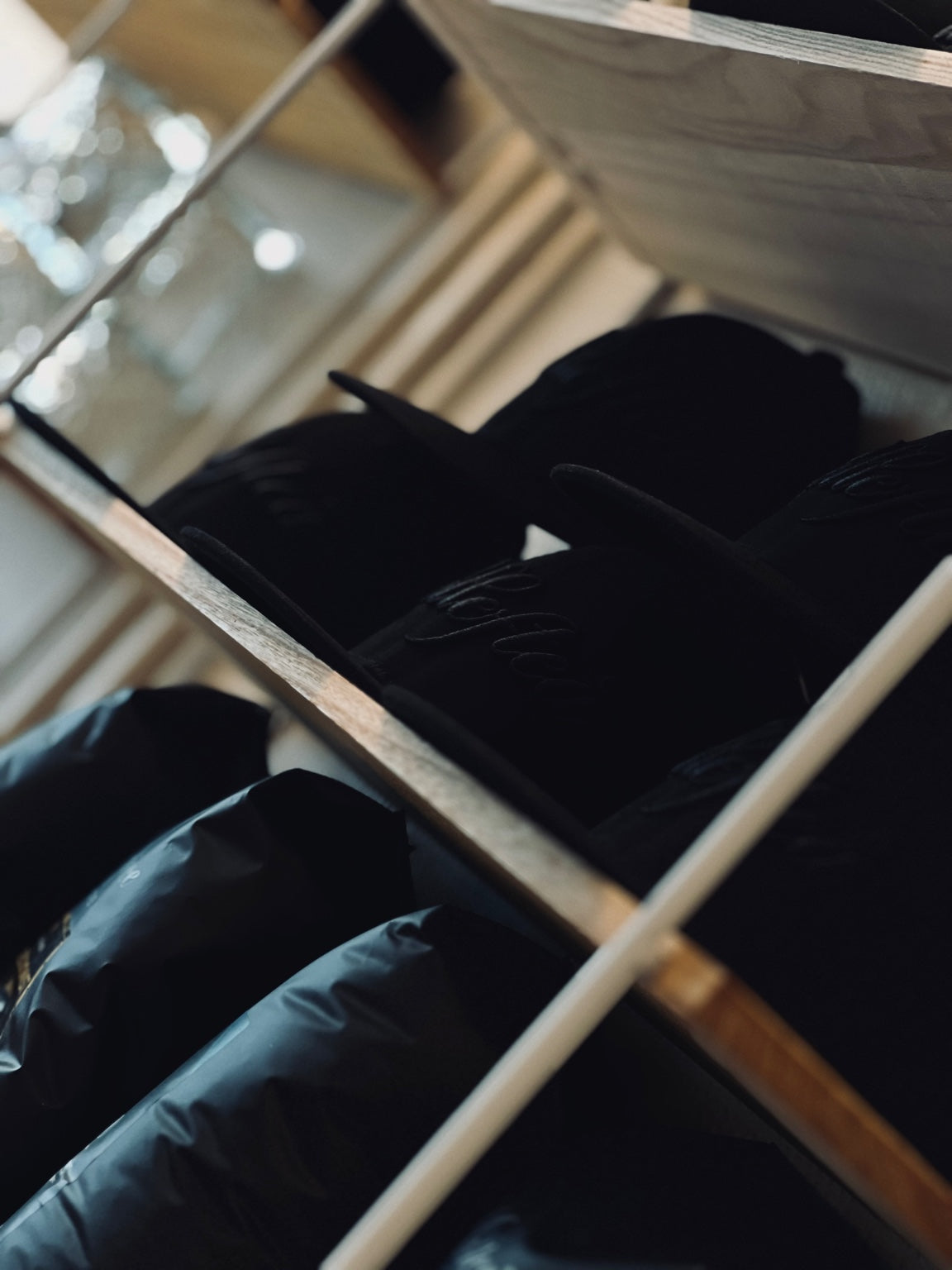 Svarta kepsar för butik och vardag