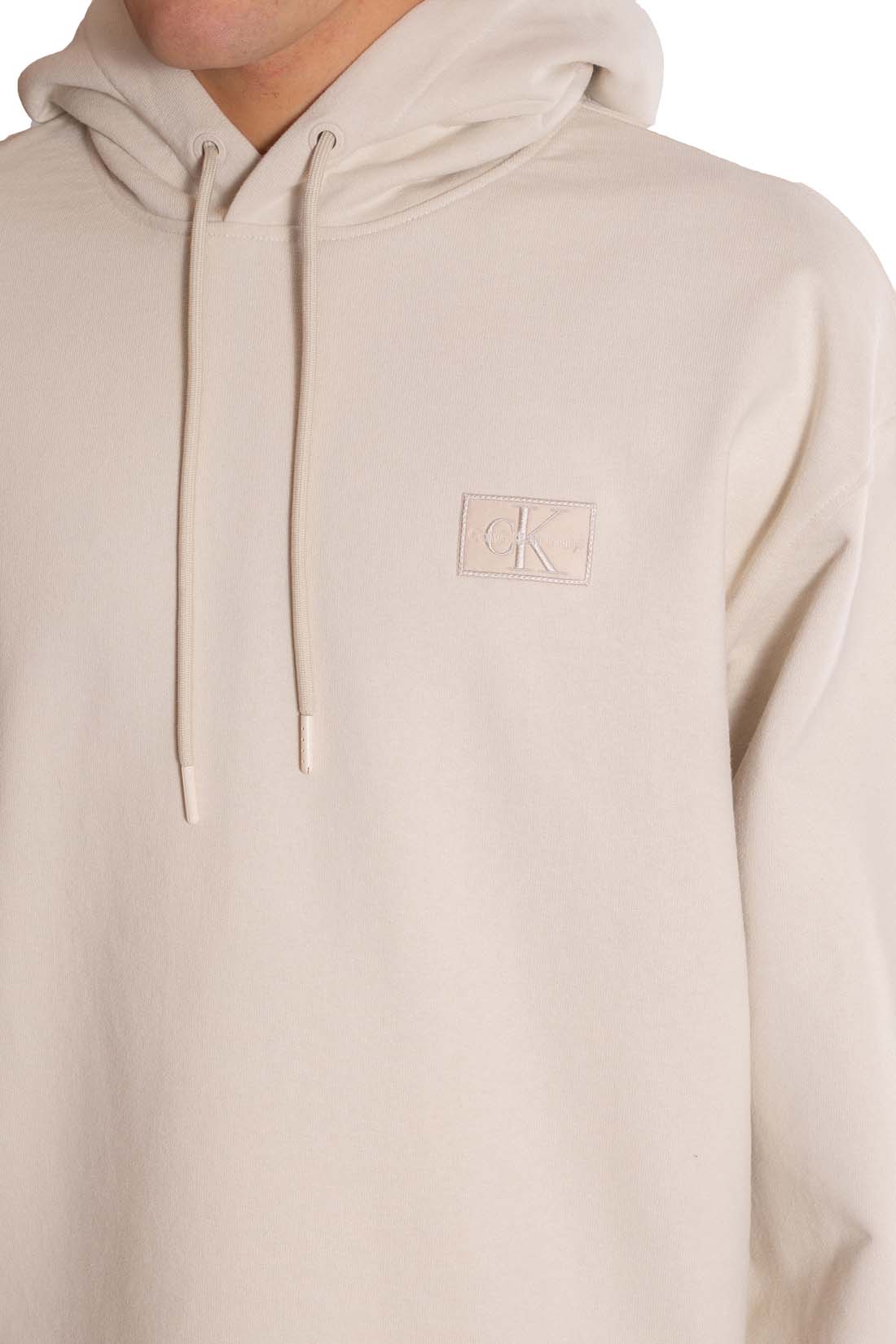 CALVIN KLEIN JEANS - Men's relaxed hoodie with logo patch  - Size-16
