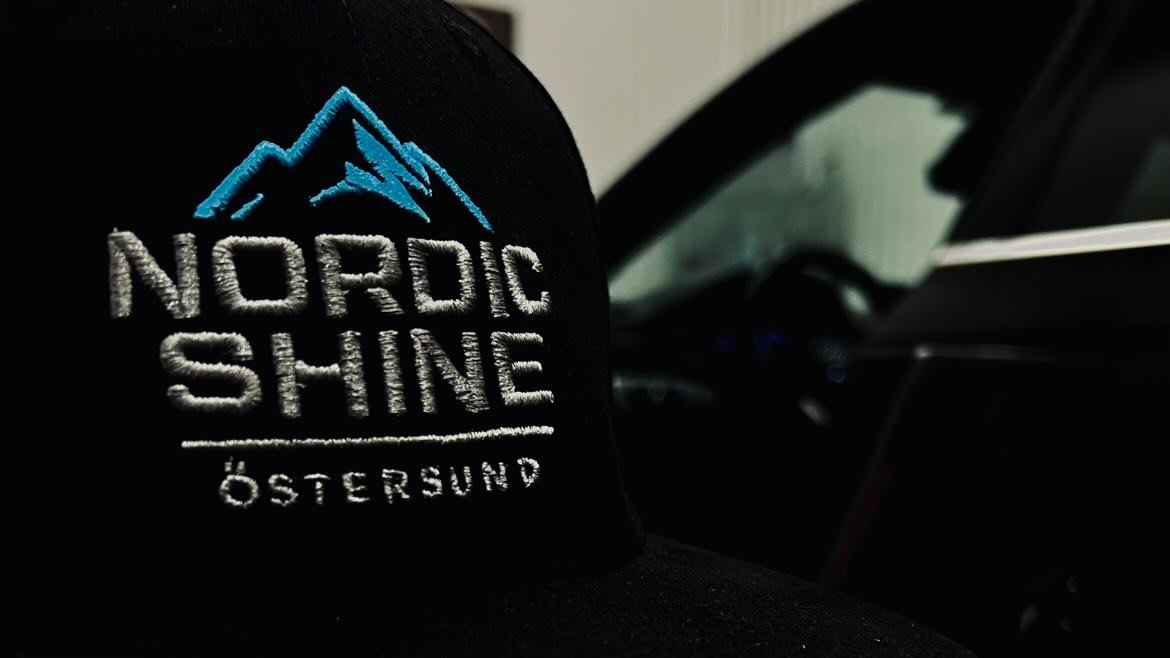 ArtbyBearded Signature Cap - Flatbrim