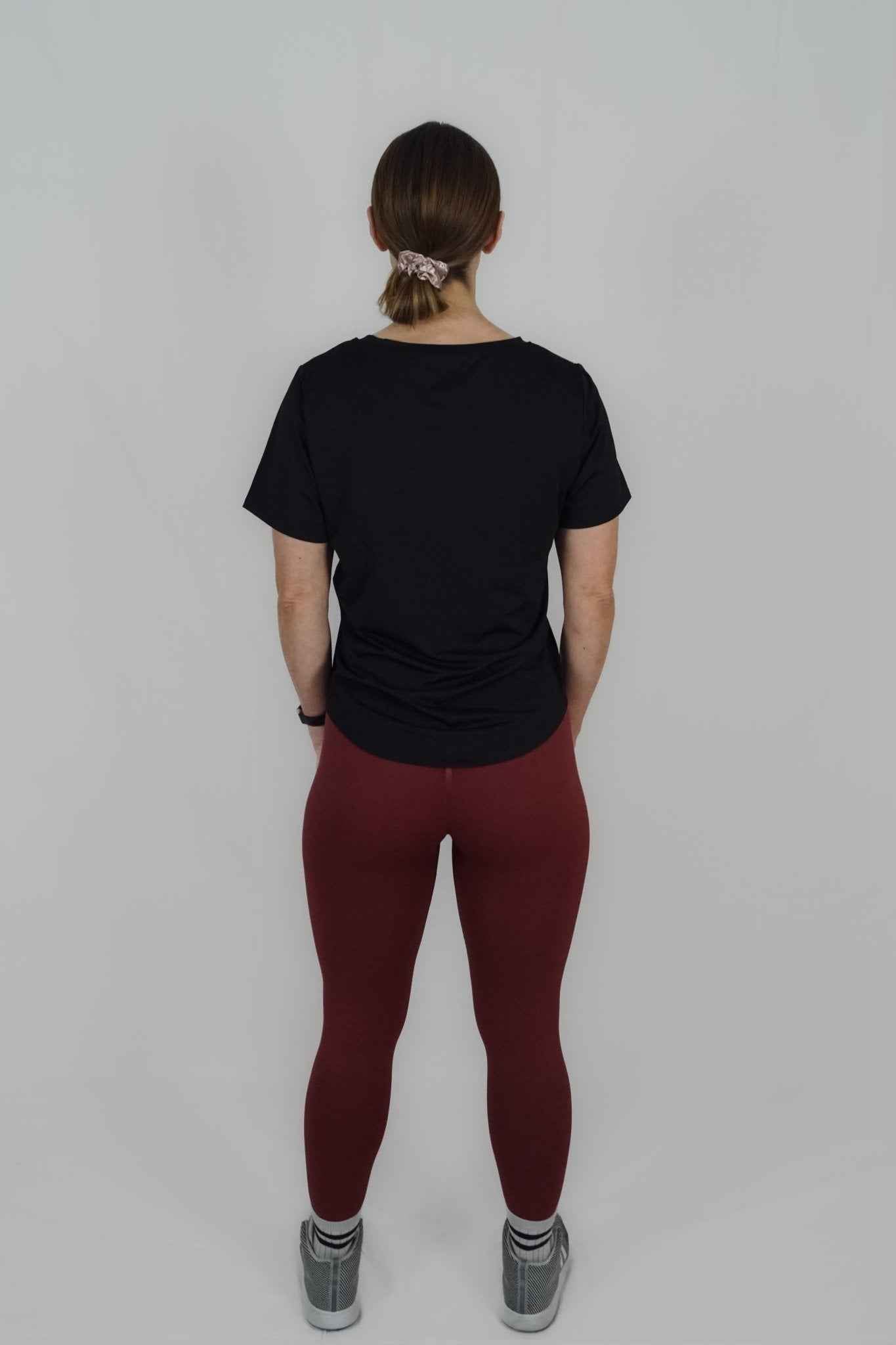 MISS ON ROUNDED T-shirt